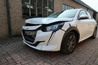 Autoverwertung Peugeot 208 Ev Active Pack 50 kWh 2021/12
