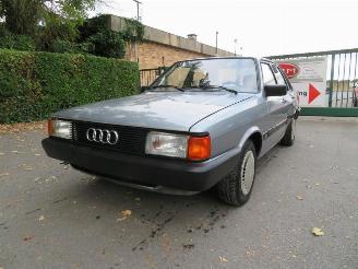 Damaged car Audi 80  1985/4
