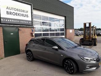 Coche accidentado Opel Astra Astra K, Hatchback 5-drs, 2015 / 2022 1.6 CDTI 136 16V 2018/9