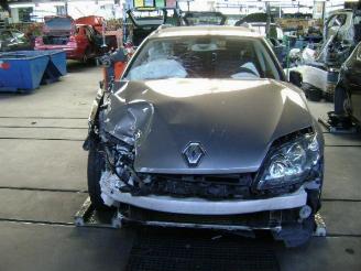 rozbiórka samochody osobowe Renault Laguna  2009/10