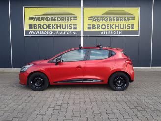 Renault Clio 0.9 TCe Expression picture 2