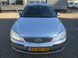 Ford Mondeo 1.8-16V AMBIETE 5drs picture 8