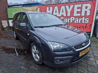 damaged commercial vehicles Ford Focus 1.6 tdci futura 2007/2