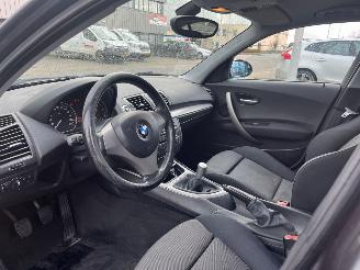 BMW 1-serie 116i picture 14