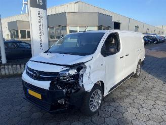 rozbiórka samochody osobowe Opel Vivaro 2.0 CDTI autom. L2H1 2020/11