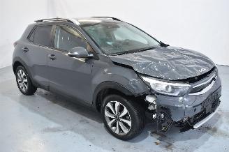 danneggiata veicoli commerciali Kia Stonic 1.0 T-GDi MHEV Dyn+L 2021/9