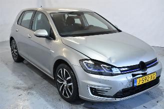 danneggiata veicoli commerciali Volkswagen e-Golf E-DITION 2022/11