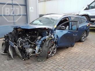 uszkodzony samochody osobowe Ford Focus Focus 4 Wagon, Combi, 2018 / 2025 1.5 EcoBlue 120 2022