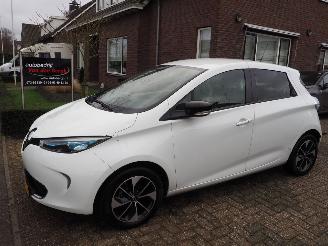 Autoverwertung Renault Zoé R240 Intens 22Kwh 2016/9