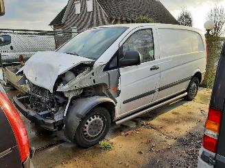 damaged commercial vehicles Mercedes Vito 109 CDI 2006/7
