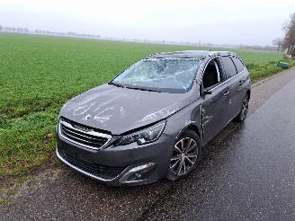 danneggiata veicoli commerciali Peugeot 308 1.2 THP 2016/6