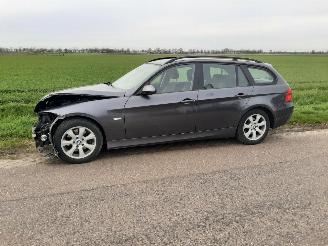 rozbiórka samochody osobowe BMW 3-serie 320 6-bak 2008/3