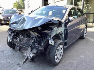 Damaged car Hyundai I-20 i20 (GBB), Hatchback, 2014 1.2i 16V 2016/8