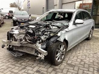 Voiture accidenté Mercedes C-klasse C Estate (S205), Combi, 2014 C-220 CDI BlueTEC, C-220 d 2.2 16V 2014/10