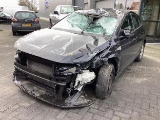 Coche accidentado Volkswagen Polo Polo VI (AW1), Hatchback 5-drs, 2017 1.0 12V BlueMotion Technology 2018/6