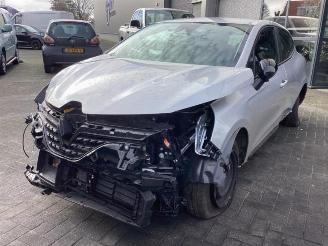 Voiture accidenté Renault Clio Clio V (RJAB), Hatchback 5-drs, 2019 1.0 TCe 90 12V 2023/4