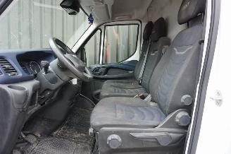 Iveco Daily 2.3 101kW Dubbellucht Clima Achteruitrijcamera H2 picture 36