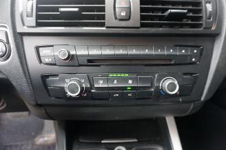 BMW 1-serie 116d 2.0 85kW Automaat Navigatie Business picture 26
