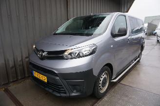 Toyota ProAce Shuttle 9-Peroons 1.5D-4D 88kW Long  Cool picture 8