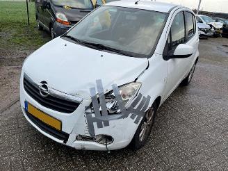 skadebil auto Opel Agila  2013/9