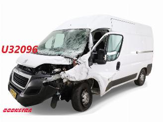 Voiture accidenté Peugeot Boxer 2.2 BlueHDi 120 L2-H2 Premium Airco Navi Camera PDC 69500 km! 2022/6