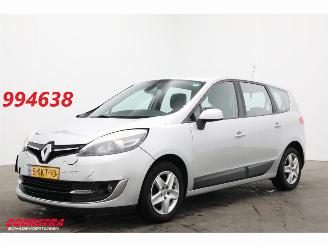 Salvage car Renault Grand-scenic 1.2 TCe 7P. Clima Navi Cruise PDC AHK 2013/5