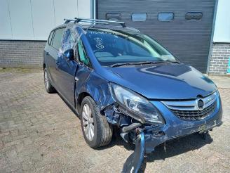 damaged commercial vehicles Opel Zafira Zafira Tourer (P12), MPV, 2011 / 2019 2.0 CDTI 16V 130 Ecotec 2013/12