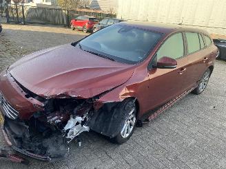 Damaged car Volvo V-60 2.0 D 2015/4