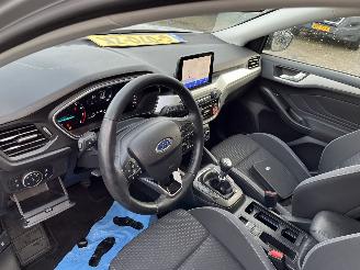 Ford Focus Stationcar 1,0 EcoBoost Trend Edition picture 13