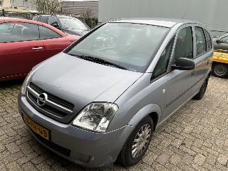 Voiture accidenté Opel Meriva 1.6 2004/6