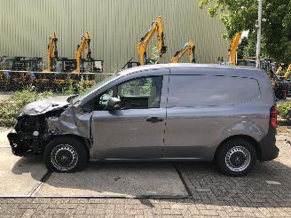 Voiture accidenté Renault Kangoo 15dci 2022/6