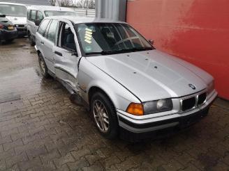 dañado vehículos comerciales BMW 3-serie 3 serie Touring (E36/3), Combi, 1995 / 1999 320i 24V 1997/11