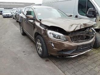 uszkodzony samochody osobowe Volvo Xc-60 XC60 I (DZ), SUV, 2008 / 2017 2.4 D5 20V AWD 2014