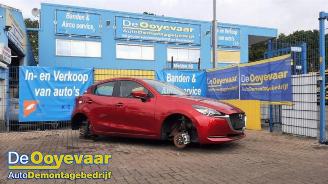 damaged passenger cars Mazda 2 2 (DJ/DL), Hatchback, 2014 1.5 SkyActiv-G 75 2021/7