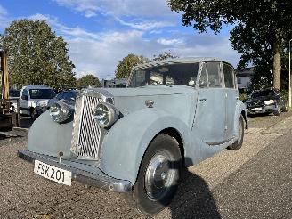 Coche accidentado Triumph Renown 2 LITRE SALOON 1951/1