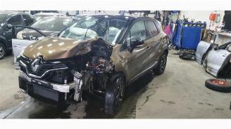 dañado vehículos comerciales Renault Captur Captur (2R), SUV, 2013 1.2 TCE 16V EDC 2016/12
