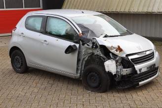 uszkodzony samochody ciężarowe Peugeot 108 108, Hatchback, 2014 1.0 12V VVT-i 2019/8