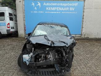 uszkodzony samochody osobowe Peugeot 108 108 Hatchback 1.0 12V VVT-i (1KRFE(CFB)) [53kW]  (05-2018/...) 2018/7