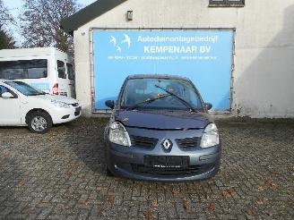 dañado vehículos comerciales Renault Modus Modus/Grand Modus (JP) MPV 1.5 dCi 85 (K9K-760(Euro 4)) [63kW]  (12-20=
04/12-2012) 2010/12
