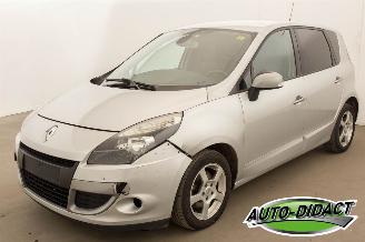 damaged commercial vehicles Renault Mégane Scenic 1.5 DCI Airco 2011/1