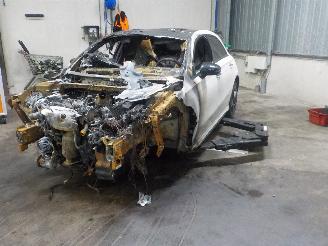 Auto incidentate Mercedes A-klasse A (177.0) Hatchback 2.0 A-250 Turbo 16V (M260.920) [165kW]  (03-2018/1=
2-2025) 2018/7