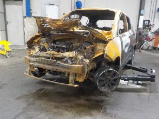 Damaged car Hyundai I-10 i10 (B5) Hatchback 1.0 12V (G3LA) [49kW]  (08-2013/06-2020) 2014/7