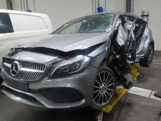 Damaged car Mercedes A-klasse A (W176) Hatchback 1.6 A-180 16V (M270.910) [90kW]  (09-2012/05-2018) 2018/2