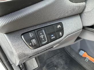 Hyundai Ioniq Comfort EV 120pk aut + f1 flippers - nap - 2x laadkabels - navi - camera - front + line assist - wegenbelastingvrij - keyless entry + start picture 15