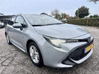 Toyota Corolla Touring Sports 1.8 Hybrid 148pk automaat Business - nap - vaste prijs - camera - line + front assist - afn trekhaak - clima + cruise contr - keyless start picture 4