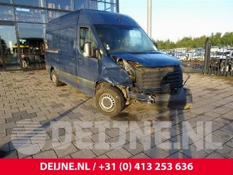 damaged commercial vehicles Volkswagen Crafter Crafter, Bus, 2011 / 2016 2.0 BiTDI 2012/3