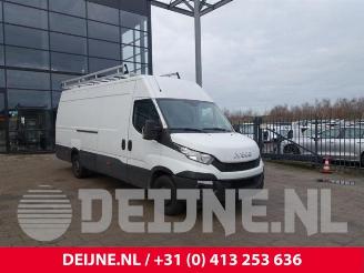 Damaged car Iveco New Daily New Daily VI, Van, 2014 33S15, 35C15, 35S15 2015/9