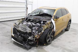 Damaged car DS Automobiles DS 7 Crossback DS7 Crossback 2017/12