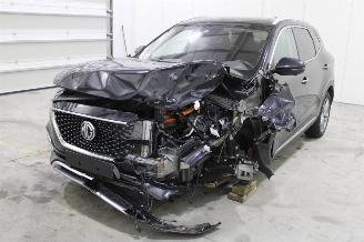 uszkodzony samochody osobowe MG EHS  2021/12