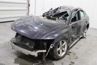 uszkodzony samochody osobowe Audi Q5  2022/11